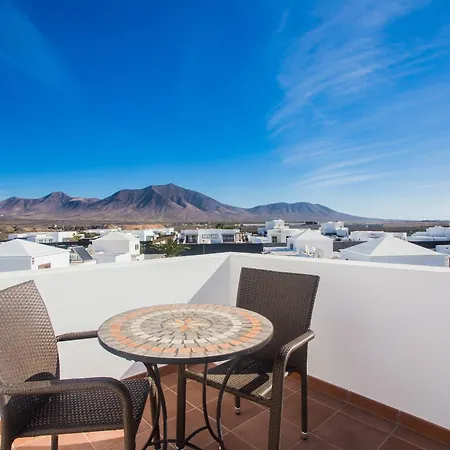 Amparo Gym, Pool And Villa Playa Blanca (Lanzarote)
