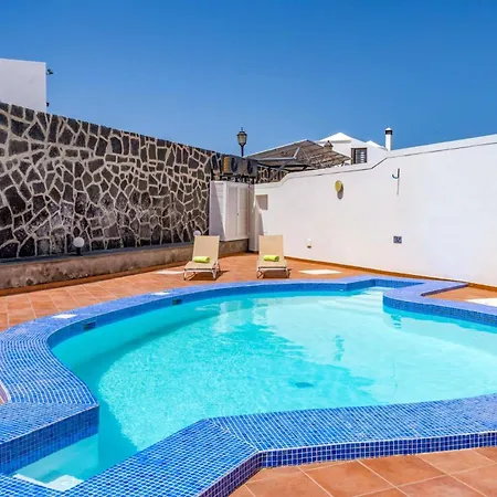 Amparo Gym, Pool And
